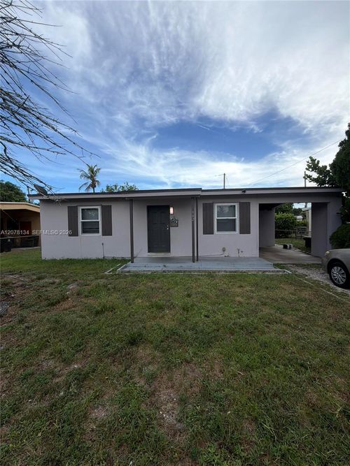 942 Nw 11th Ct, Fort Lauderdale, FL, 33311-6144 | Card Image