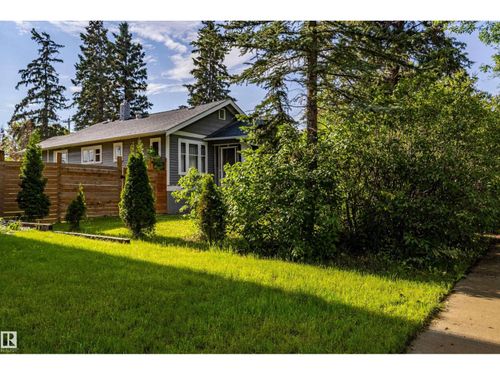 11238 123 St Nw, Edmonton, AB, T5M0E7 | Card Image