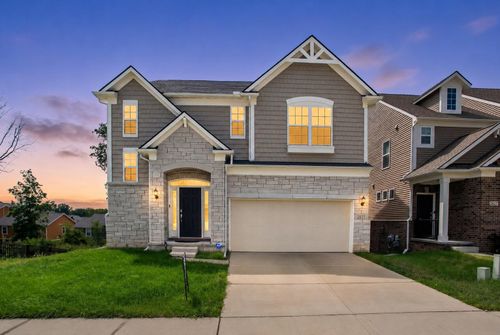 2825 Dillon Dr, Ann Arbor, MI, 48105-3708 | Card Image