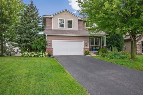 1823 Red Oak Rdg, Carver, MN, 55315-4568 | Card Image