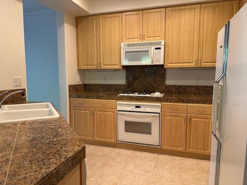 27 Meritage Cmn, Livermore, CA, 94551-7591 | Card Image