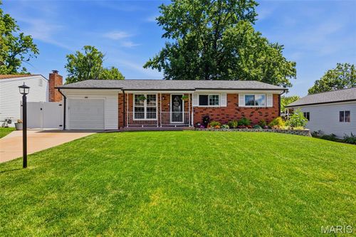 2024 Janiculum Dr, Fenton, MO, 63026-2134 | Card Image