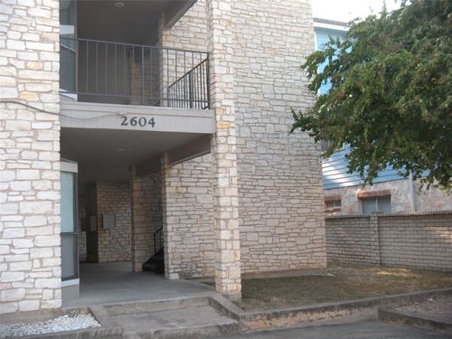 apt-104-2604 Salado St, Austin, TX, 78705-3939 | Card Image
