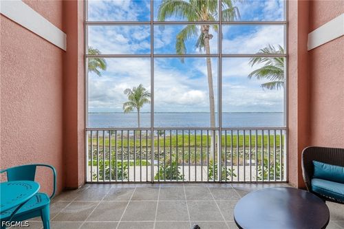 apt-107-2745 1st St, Fort Myers, FL, 33916-1828 | Card Image