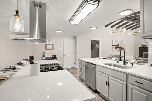 11701 Summer Ave Ne, Albuquerque, NM, 87112-5656 | Card Image