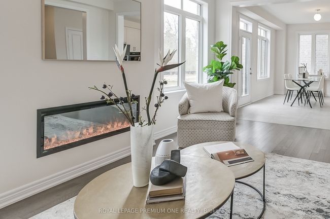 799 Apple Terr, House other with 5 bedrooms, 4 bathrooms and 2 parking in Milton ON | Image 23