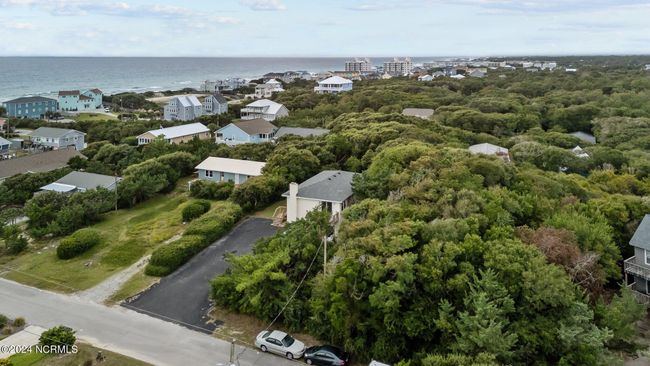 109 Yaupon Dr, Home with 2 bedrooms, 1 bathrooms and null parking in Emerald Isle NC | Image 34