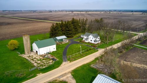 7930 E Line Rd, Kirkland, IL, 60146-7903 | Card Image