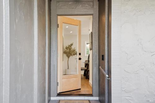 225 Mountain View Dr, Healdsburg, CA, 95448-4314 | Card Image