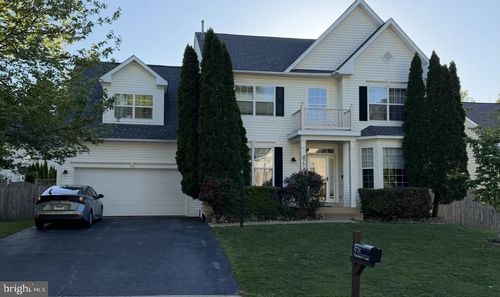 4774 Hawfinch Ct, WOODBRIDGE, VA, 22193-3086 | Card Image
