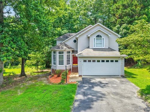 3019 Ramsey Dr, Chester, VA, 23831-7083 | Card Image