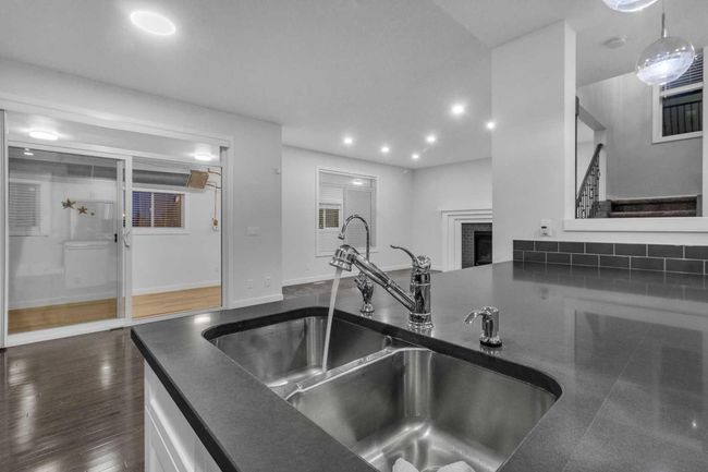 44 Rainbow Falls, House other with 5 bedrooms, 4 bathrooms and 6 parking in Chestermere AB | Image 19