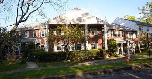 157-157 Round Hill Rd, Northampton, MA, 01060-2193 | Card Image