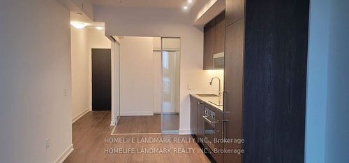 622-250 Lawrence Ave W, Toronto, ON, M5M1B2 | Card Image