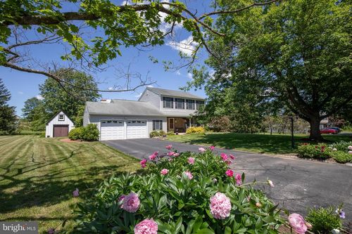 1805 Red Oak Way, Hatfield, PA, 19440-3752 | Card Image