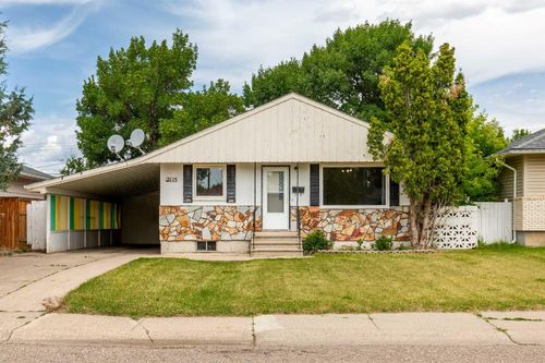 2115 15 Avenue S, Lethbridge, AB, T1K0X4 | Card Image