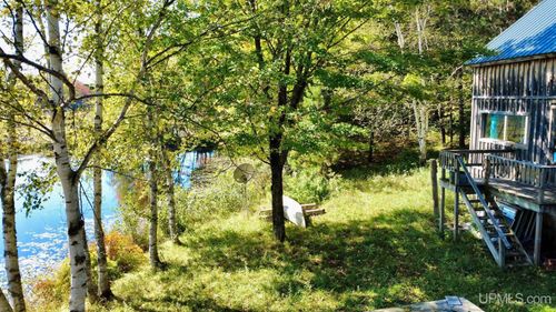 25307 Dover Road, Calumet, MI, 49913 | Card Image