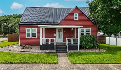412 Barkwill St, Saint Marys, WV, 26170-1412 | Card Image