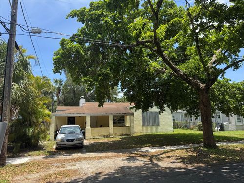 1712 Sw 10th Ave, Fort Lauderdale, FL, 33315-1902 | Card Image