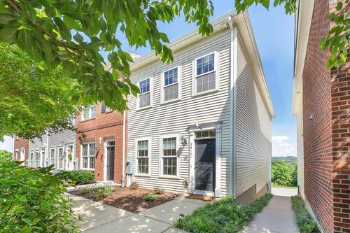 3917 Colonial Green Cir Sw, Roanoke, VA, 24018-4055 | Card Image
