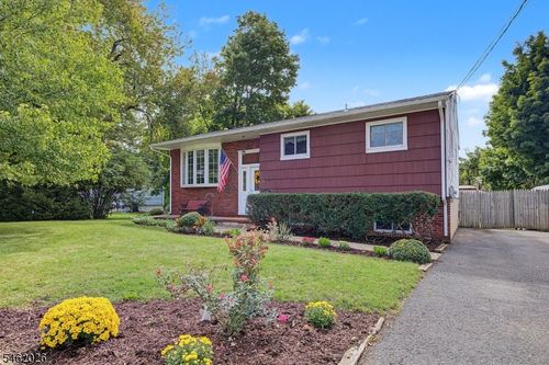 73 Centerton Dr, Parsippany, NJ, 07054-3563 | Card Image