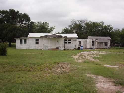 112 W Main St, Richland Springs, TX, 76871-2000 | Card Image