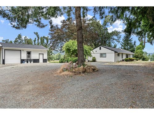 77328 London Rd, Cottage Grove, OR, 97424-9350 | Card Image