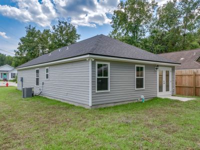 81 Lance Lane, House other with 3 bedrooms, 2 bathrooms and null parking in CRAWFORDVILLE FL | Image 3