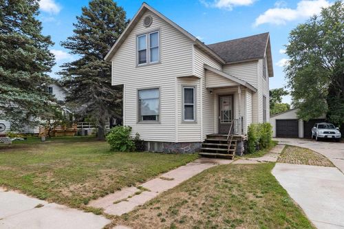 1021 Carney Boulevard, Marinette, WI, 54143 | Card Image