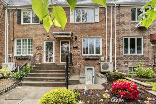 7-14 160th St, Whitestone, NY, 11357-1328 | Card Image