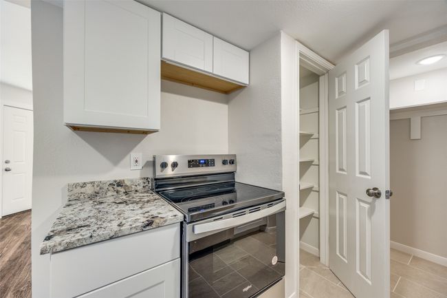 New appliances and pantry | Image 10