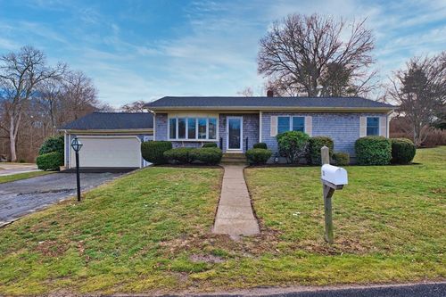 10 Richard Alan Rd, Dartmouth, MA, 02747-3625 | Card Image