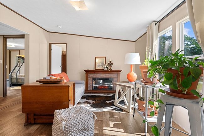 Sitting Room | Image 11