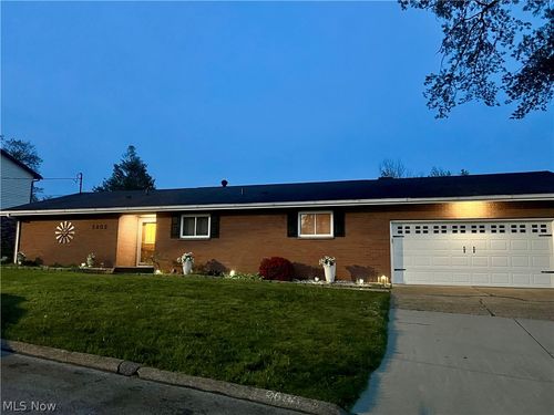 2602 Highland Ave, Parkersburg, WV, 26101-2926 | Card Image