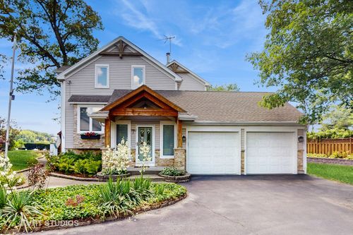 25333 W Richmond Ave, Antioch, IL, 60002-8491 | Card Image