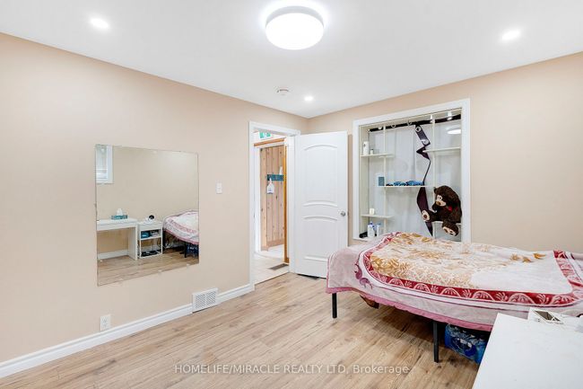 4310 Bampfield St, House other with 6 bedrooms, 5 bathrooms and 2 parking in Niagara Falls ON | Image 11