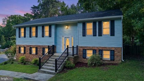 2725 Cove Point Rd, LUSBY, MD, 20657-4623 | Card Image