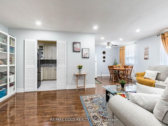 104 - 3555 Derry Rd E, Condo with 3 bedrooms, 2 bathrooms and 1 parking in Mississauga ON | Image 6