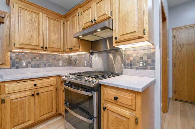 504 Eastern Trl, House other with 4 bedrooms, 4 bathrooms and null parking in MUKWONAGO WI | Image 13