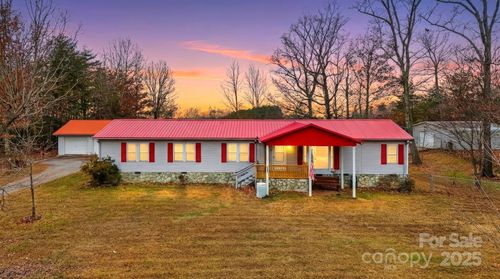 4915 Quartz Ridge Dr, Maiden, NC, 28650-9205 | Card Image