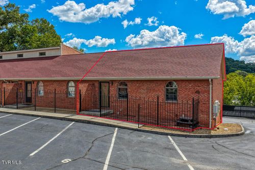 506-506 Phoenix Ct, Kingsport, TN, 37663-4312 | Card Image