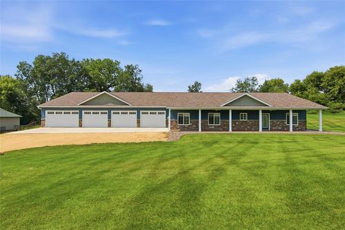 341 Amber View St, Menomonie, WI, 54751-1751 | Card Image