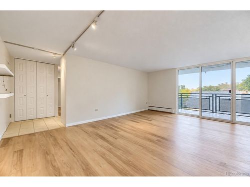403-909 N Lafayette St, Denver, CO, 80218-3159 | Card Image