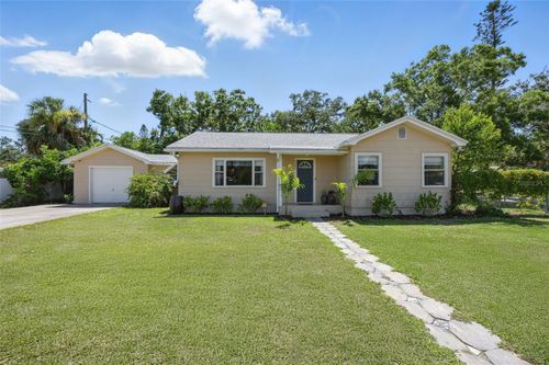 2301 46th St S, St Petersburg, FL, 33711-3332 | Card Image
