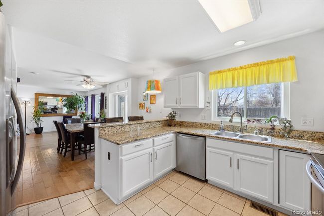 11753 Elizabeth Cir, House other with 3 bedrooms, 3 bathrooms and 2 parking in Thornton CO | Image 15