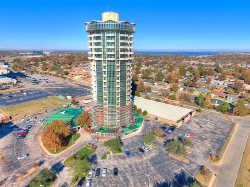 unit-164-5900 Mosteller Dr, Oklahoma City, OK, 73112-4612 | Card Image