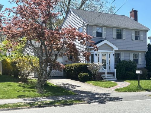 40 Elm St, Milton, MA, 02186-3109 | Card Image