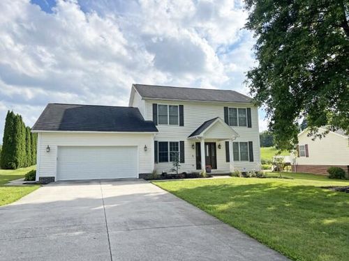 246 Oakridge Dr, Johnstown, PA, 15904-1818 | Card Image