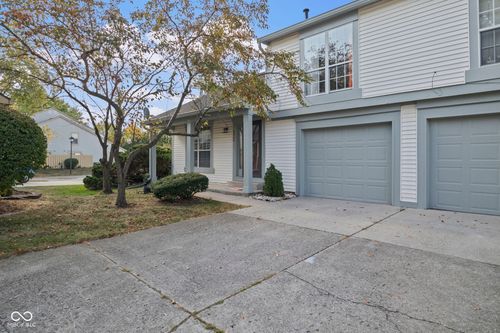 2524 Chaseway Ct, Indianapolis, IN, 46268-1284 | Card Image