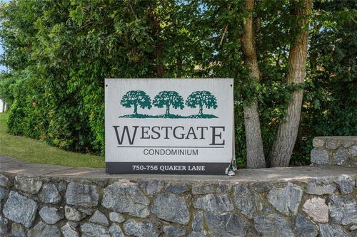 b112-750 Quaker Ln, East Greenwich, RI, 02818-1660 | Card Image